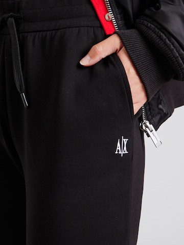 ARMANI EXCHANGE Дънки Tapered Leg Панталон в черно