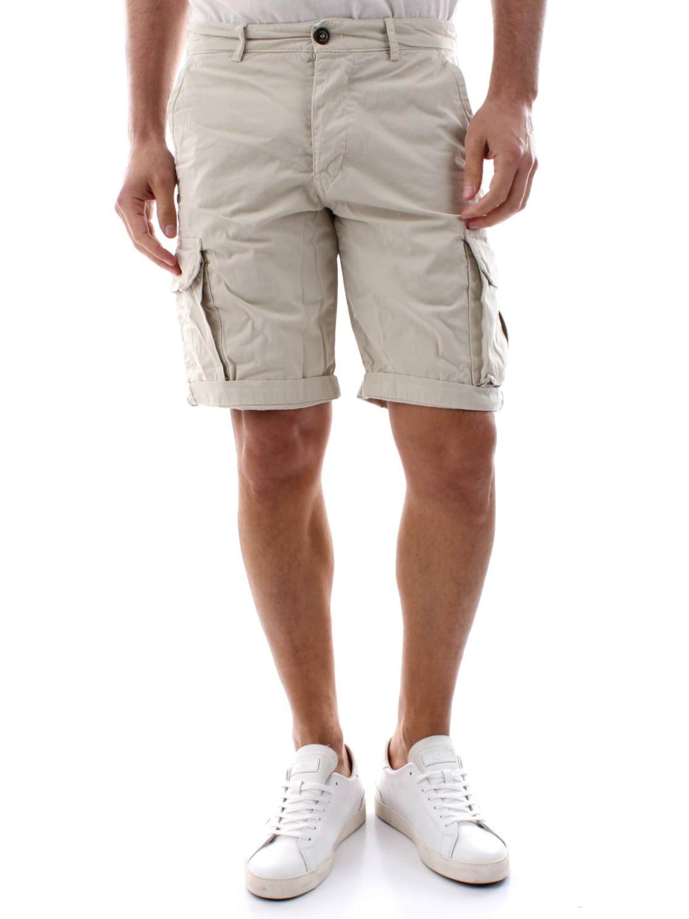 40weft Regular Pants in White: front