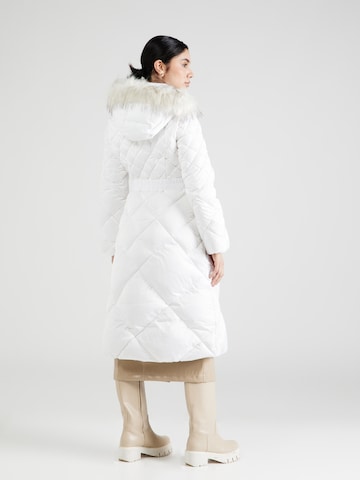 GUESS - Abrigo de invierno 'OLGA' en blanco