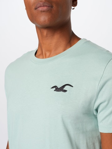 Tricou de la HOLLISTER pe verde