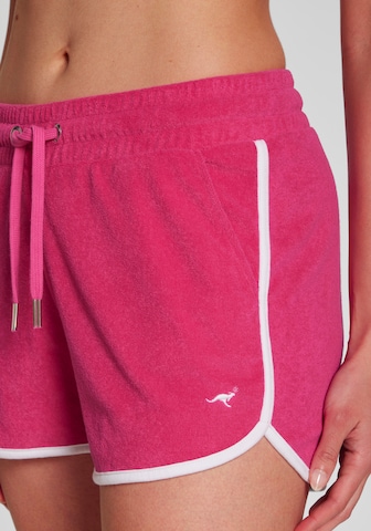 KangaROOS Regular Shorts in Pink
