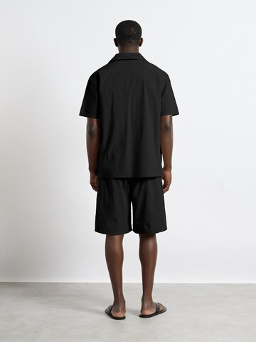 Burocs Regular fit Button Up Shirt in Black