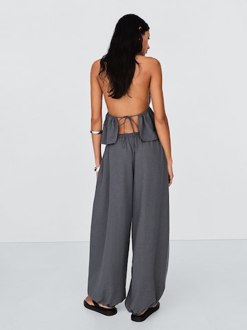 Bershka Tapered Pants in Grey