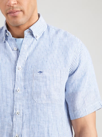 Coupe regular Chemise 'Classic' FYNCH-HATTON en bleu