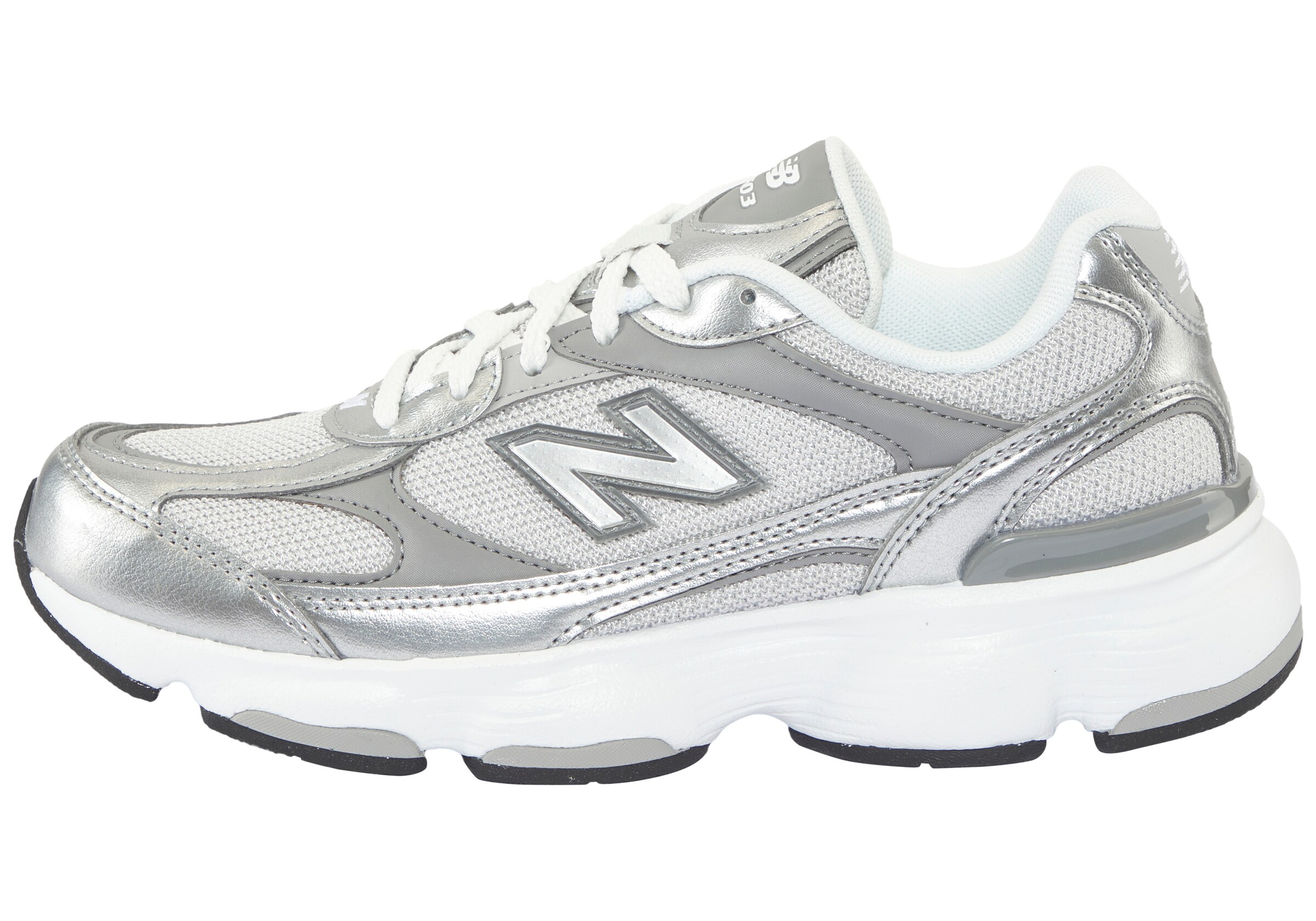 new balance Sneakers in Silver