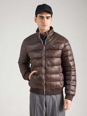 Geacă de primăvară-toamnă de la Karl Lagerfeld pe maro: față