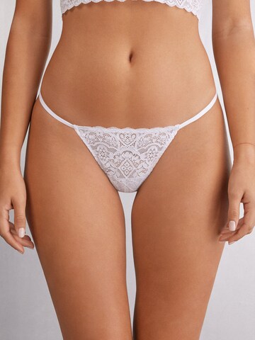 INTIMISSIMI String in Weiß: Vorderseite