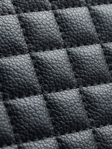 Next Wallet in Black