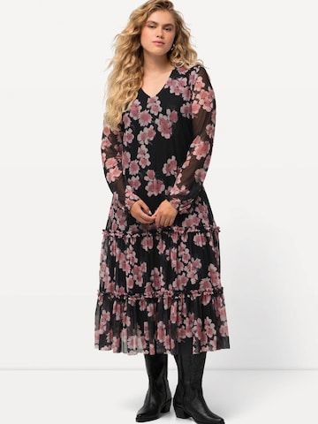 Robe Ulla Popken en noir : devant