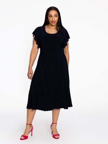 YOEK Kleid in Blau