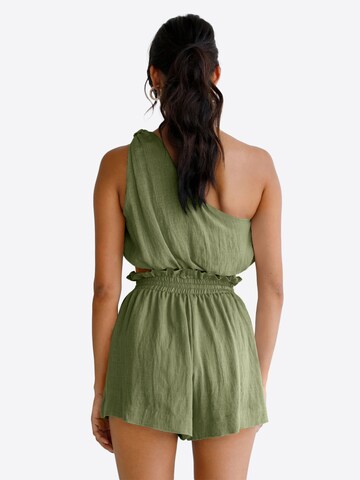 Costum cu pantaloni de la Imily Bela pe verde