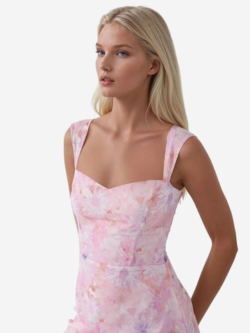 Hiccup - Vestido em rosa