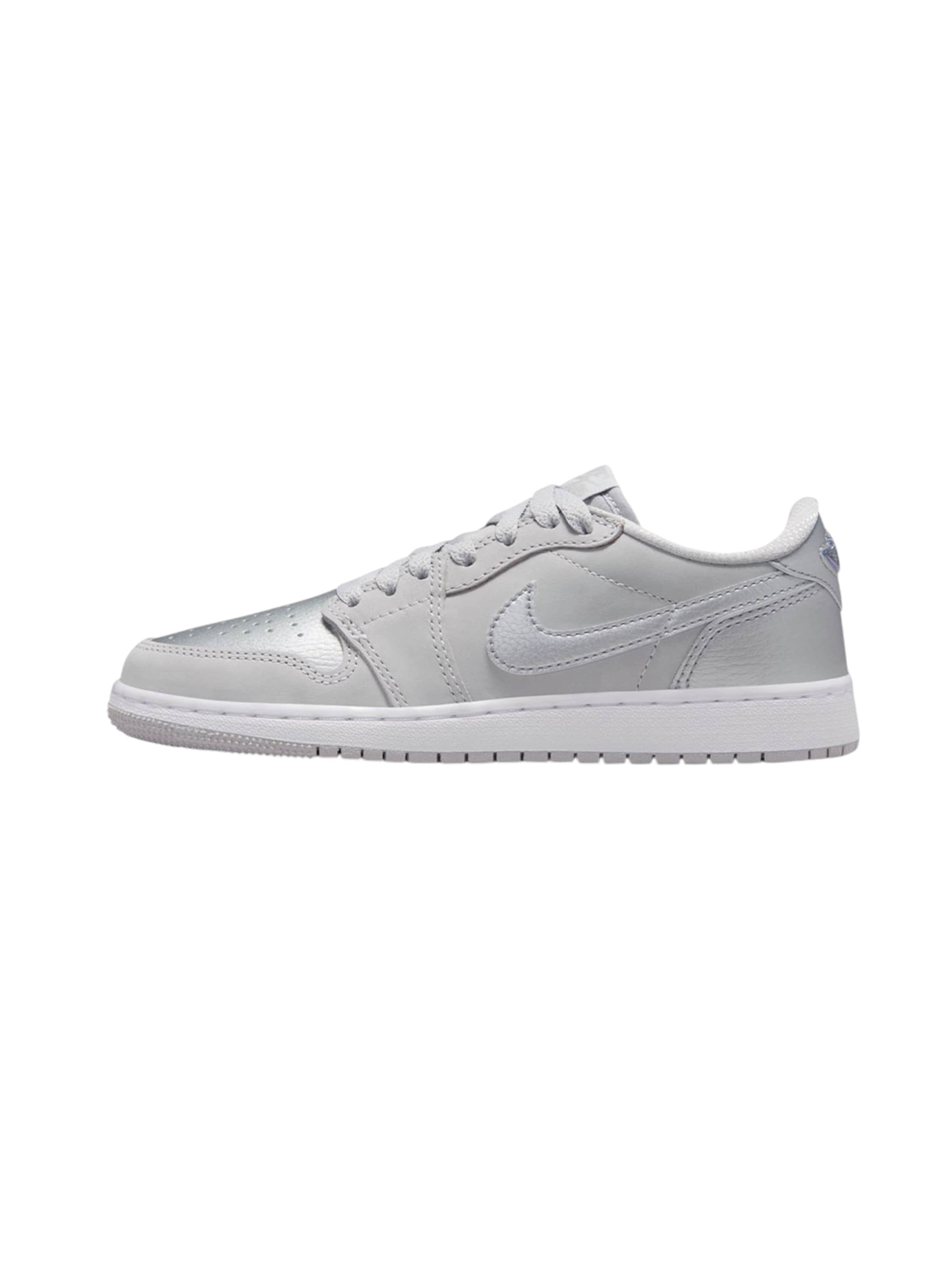 Jordan Platform trainers 'AIR JORDAN 1 RETRO LOW OG BG' in Grey: front