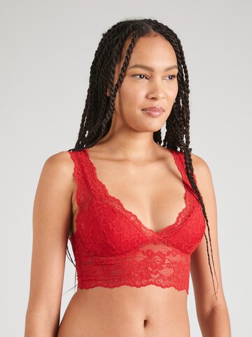 Regular Soutien-gorge 'LINA' PIECES en rouge : devant