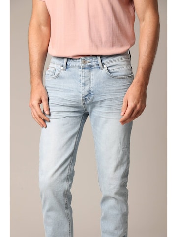 Coupe slim Jean 'Josue' Deeluxe en bleu