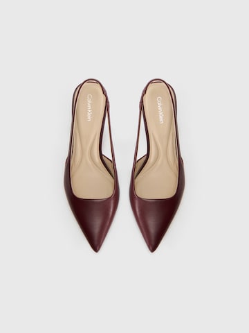 Pumps de la Calvin Klein pe maro
