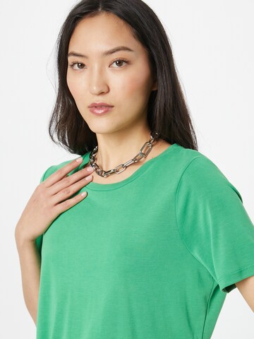 Tricou 'ANNIE' de la OBJECT pe verde