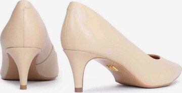 Kazar Pumps in Beige