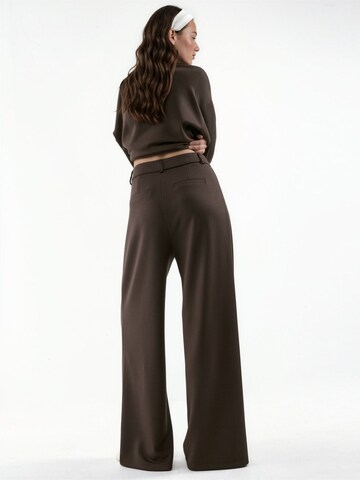 Wide leg Pantaloni 'Hose' di Hiccup in marrone