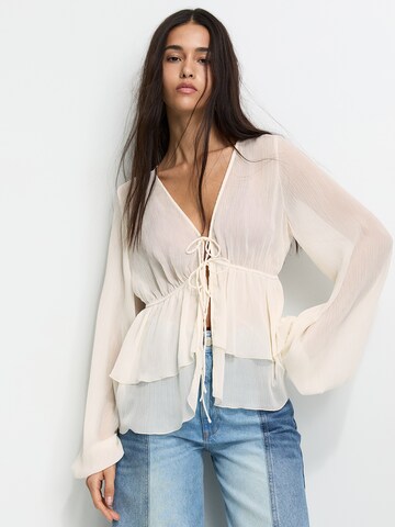 Chemisier Pull&Bear en blanc : devant