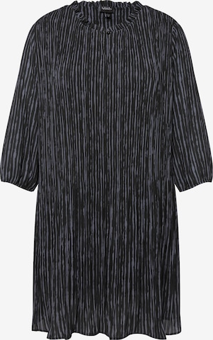 Robe Ulla Popken en noir : devant