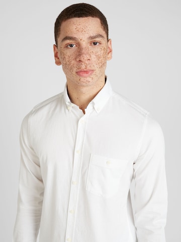 s.Oliver Slim fit Button Up Shirt in White