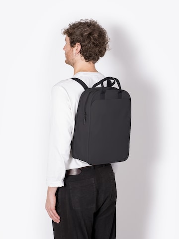 Ucon Acrobatics Rucksack 'Alison Medium Lotus' in Schwarz: predná strana