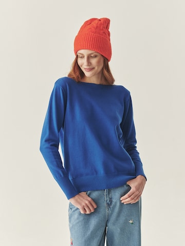 TATUUM Sweater in Blue: front