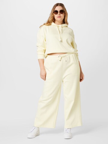 Calvin Klein Curve Wide leg Trousers in Yellow