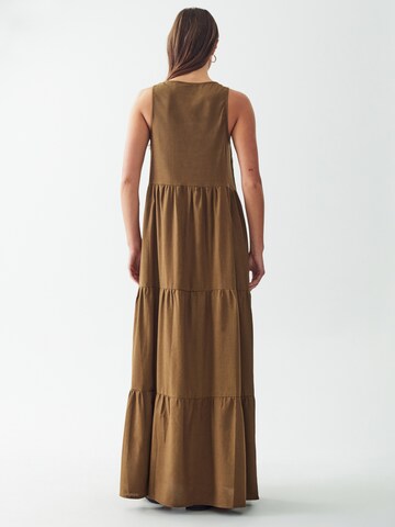 Calli Dress 'BRUNCH' in Brown: back