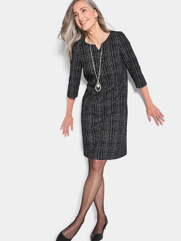 Robe Goldner en noir