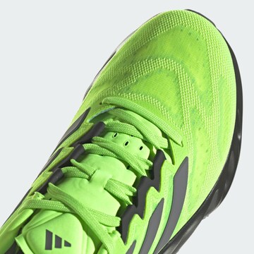 Chaussure de course 'Switch Fwd' ADIDAS PERFORMANCE en vert