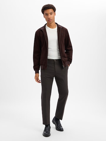 Coupe slim Pantalon 'Ajend' DRYKORN en marron