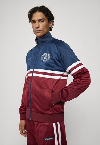 Unfair Athletics Sweatvest 'DMWU' in Rood