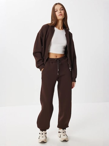 Happiness İstanbul Sweat suit in Brown: front