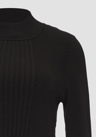 comma casual identity Sweater in Black