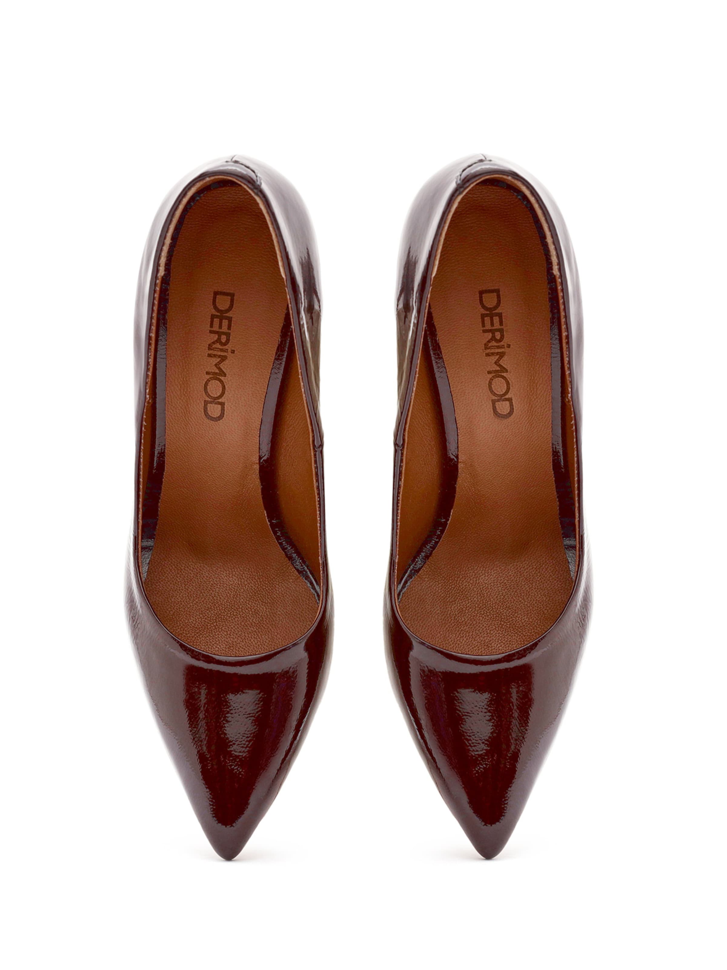 Derimod Pumps in Red