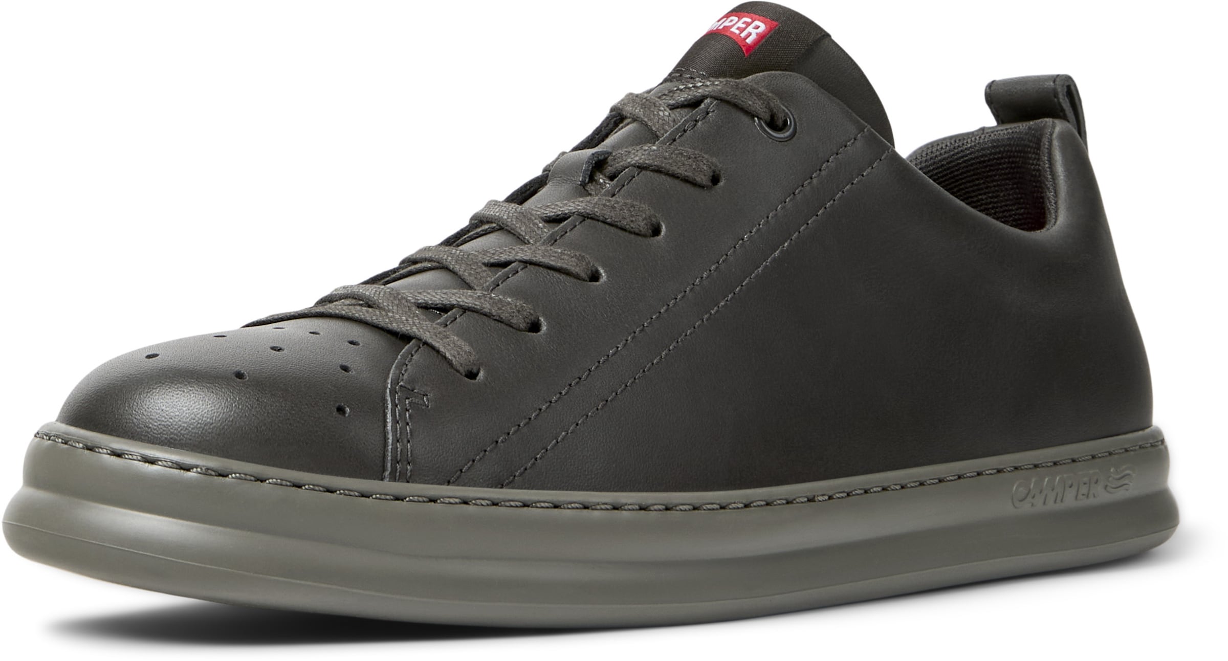 Baskets basses 'Runner Four' CAMPER en gris : devant
