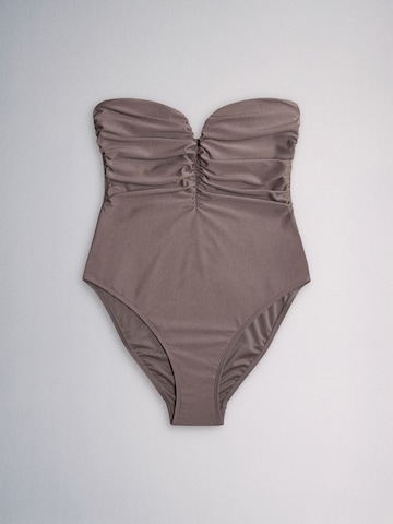 The Set Bandeau Badpak in Bruin