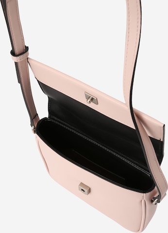 Calvin Klein Jeans Crossbody Bag in Pink