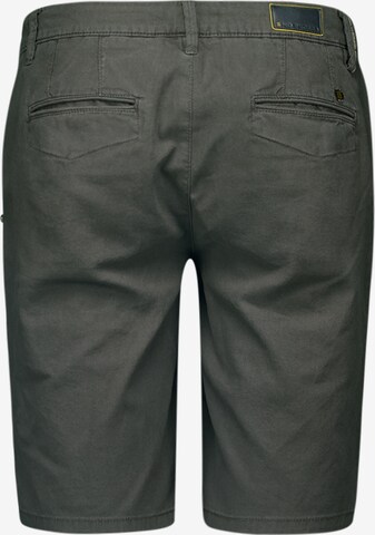No Excess Regular Chino Pants in Green
