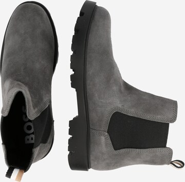 BOSS - Botas chelsea 'Adley' em cinzento