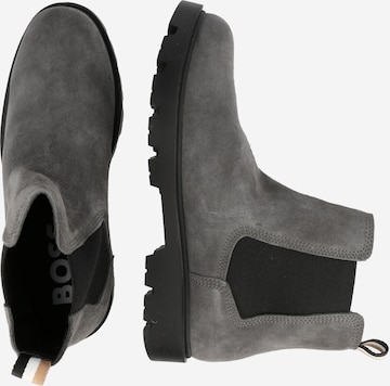 BOSS Black Chelsea Boots 'Adley' i grå