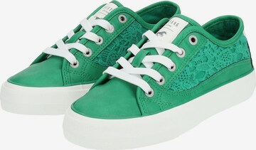 Sneaker bassa di MUSTANG in verde