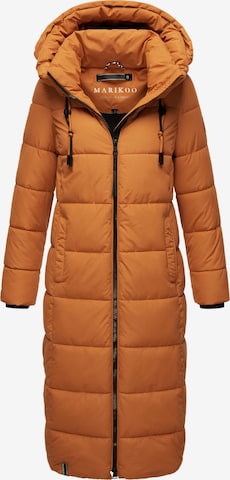 Manteau d’hiver 'Nadeshikoo XVI' MARIKOO en marron : devant