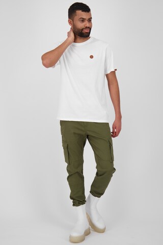 Alife and Kickin - Camisa 'MaddoxAK' em branco