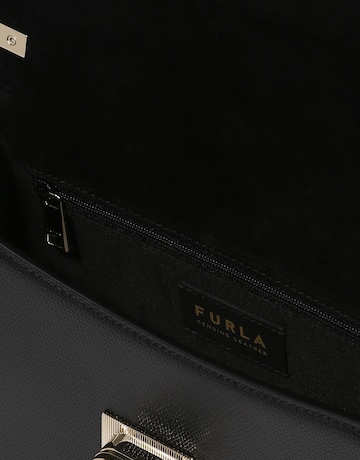 FURLA Чанта с презрамки в черно