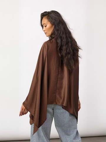 co'couture - Camiseta ' IdunCC ' en marrón