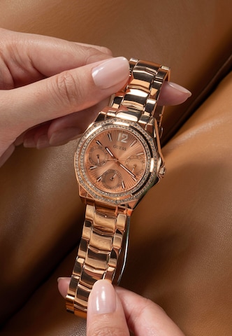 GUESS Analoog horloge 'Ritzy' in Goud