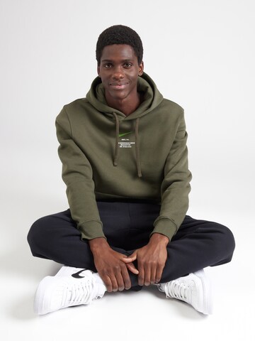 Sweat-shirt Nike Sportswear en vert